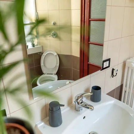 Three Bedroom In The Centre Of The Apartment